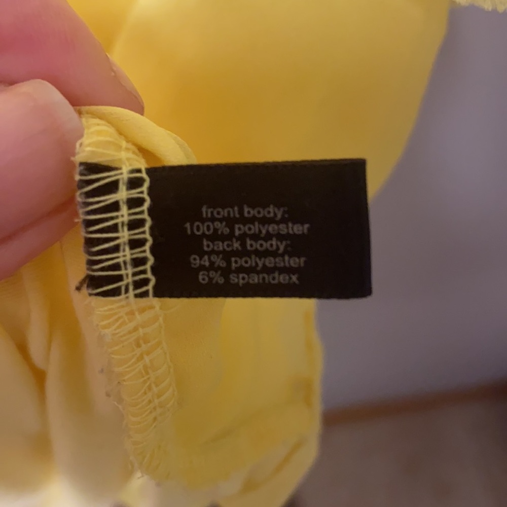 Limited sleeveless top - Picture 5 of 6